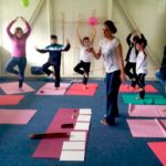 yoga en escuela